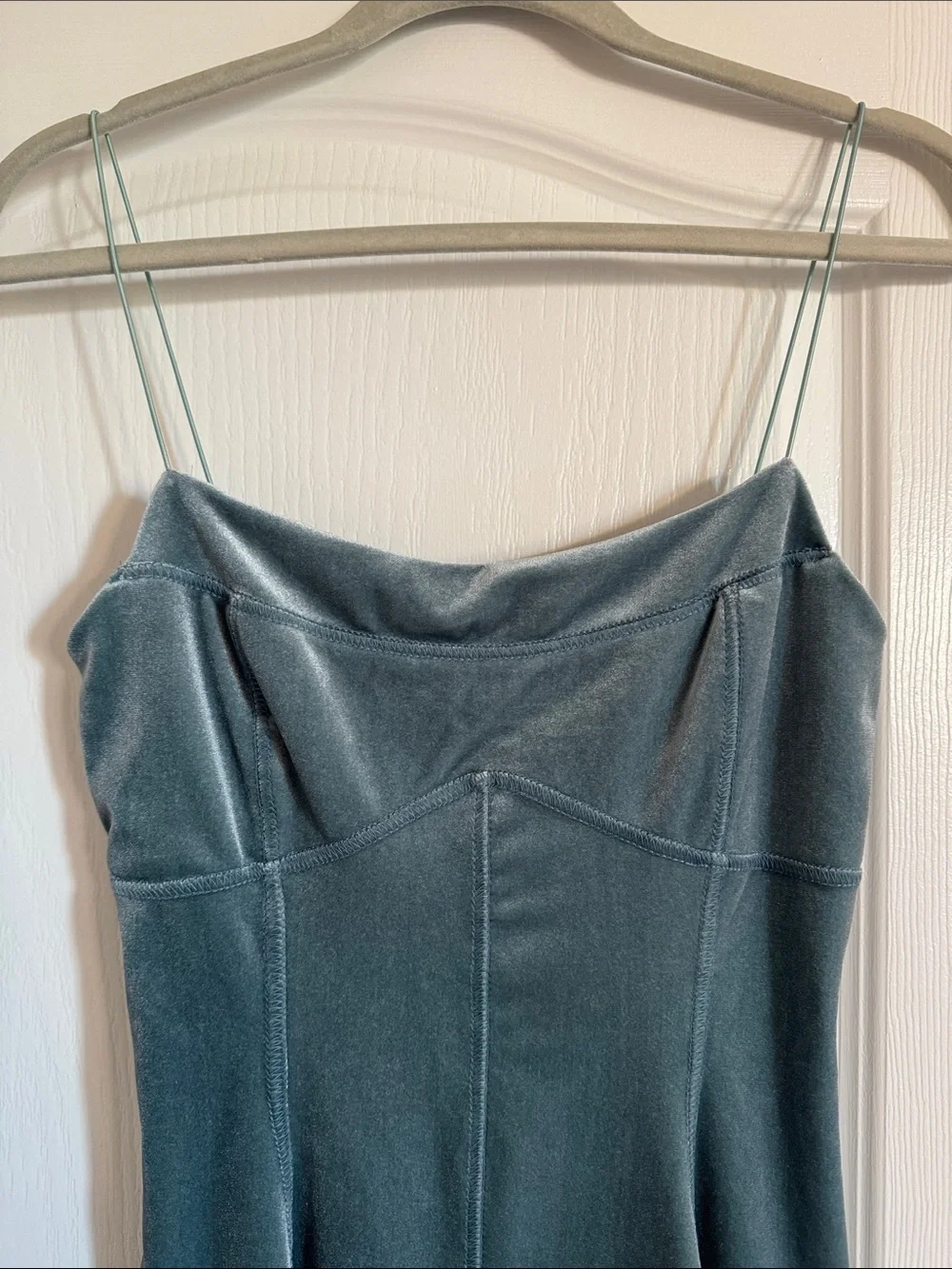 Urban Outfitters dress (M) - Picture 2 of 6